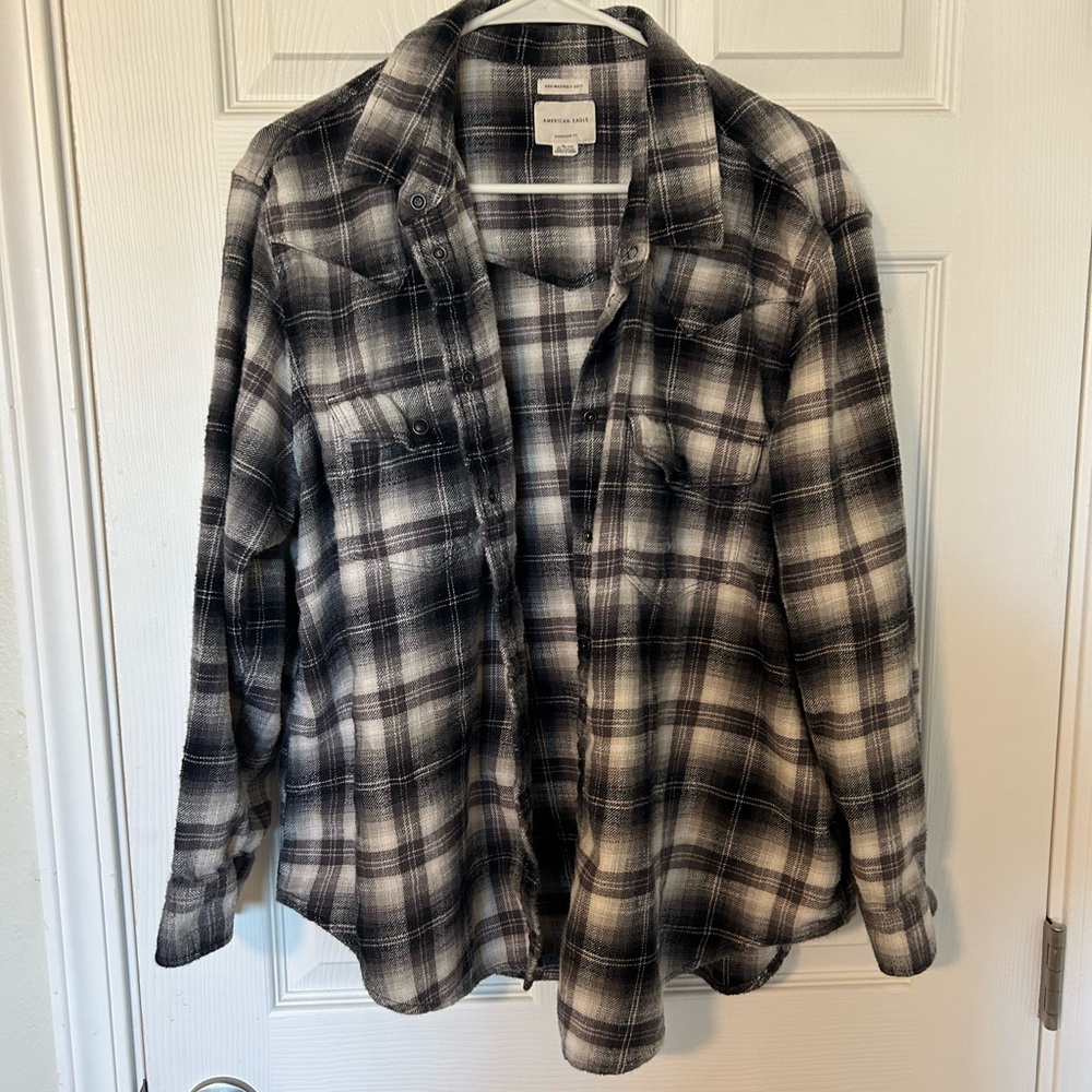 American Eagle Outfitters Oversized Plaid Shirt